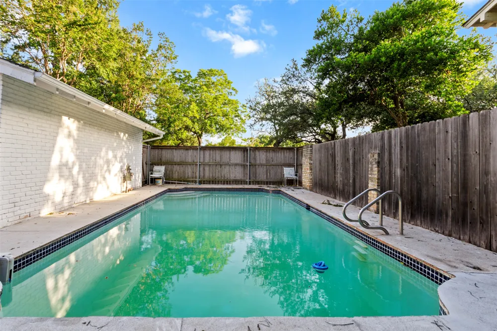 4202 Hills Drive Austin, TX 78731
