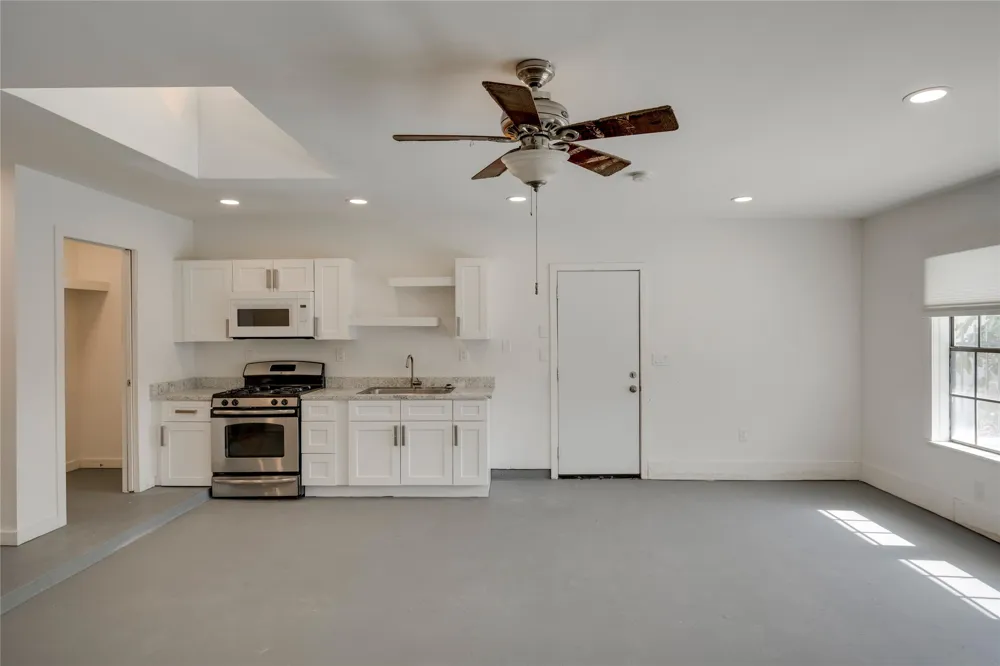 4202 Hills Drive Austin, TX 78731