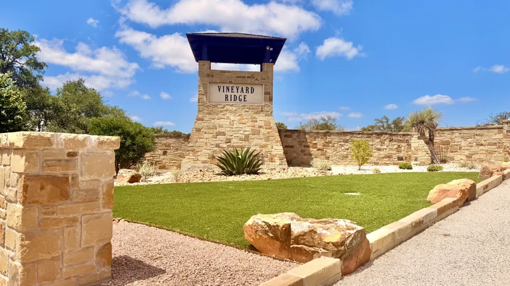 52 Axis Circle Fredericksburg, TX 78624