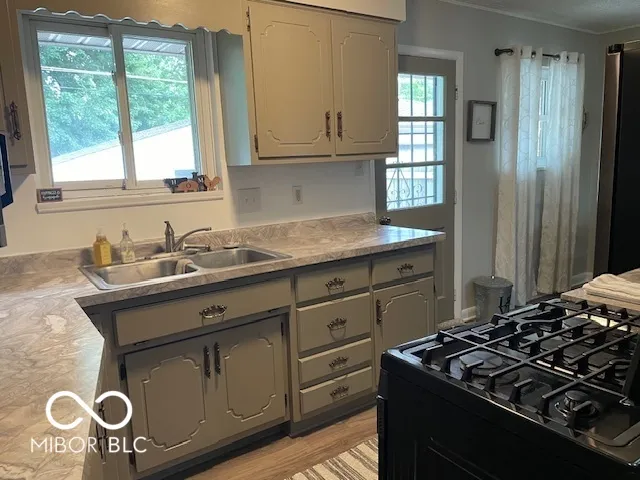 411 Gilbert Avenue Beech Grove, IN 46107