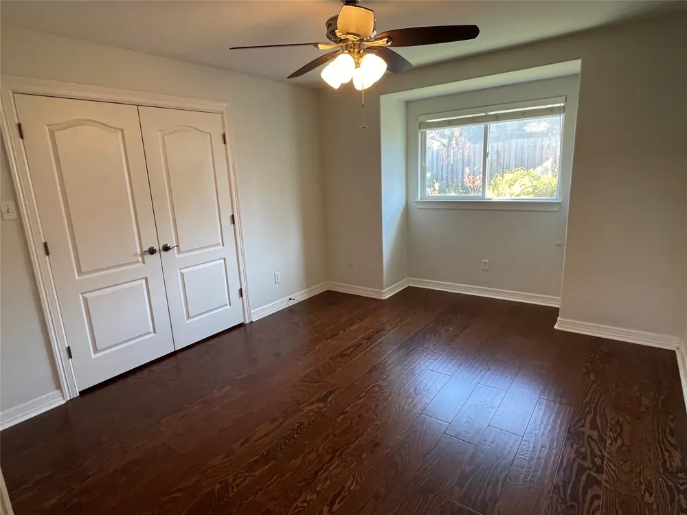 1213 Delsie Drive #B Austin, TX 78734