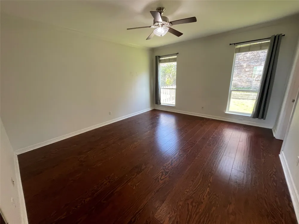 1213 Delsie Drive #B Austin, TX 78734