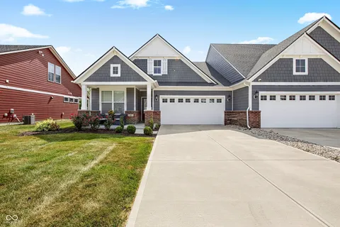 825 Stone Trace Court