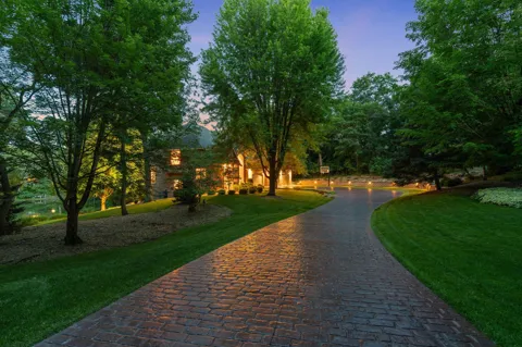 720 Timber Lane