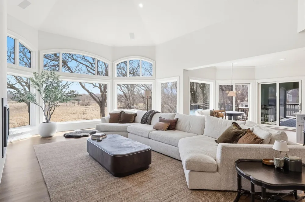 1000 Old Crystal Bay Road S Orono, MN 55391