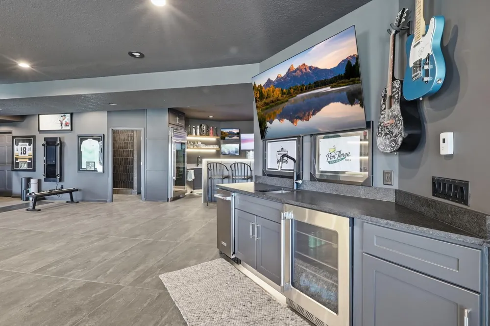 1000 Old Crystal Bay Road S Orono, MN 55391