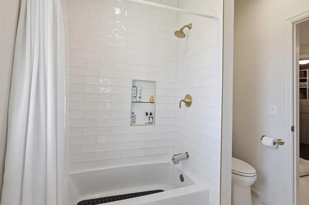 1000 Old Crystal Bay Road S Orono, MN 55391