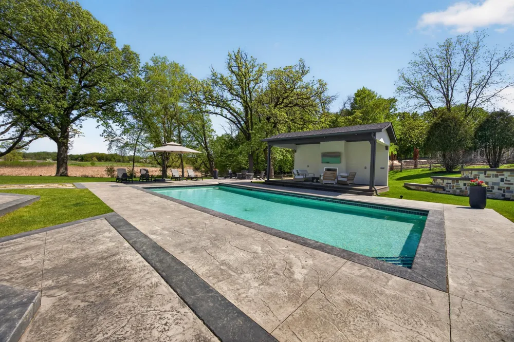 1000 Old Crystal Bay Road S Orono, MN 55391