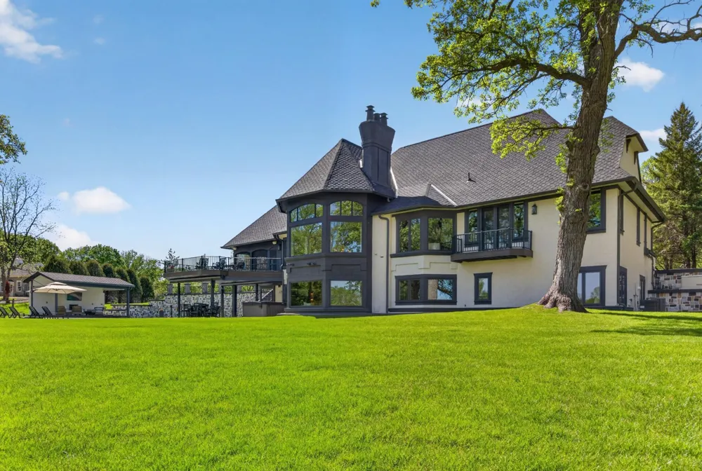 1000 Old Crystal Bay Road S Orono, MN 55391