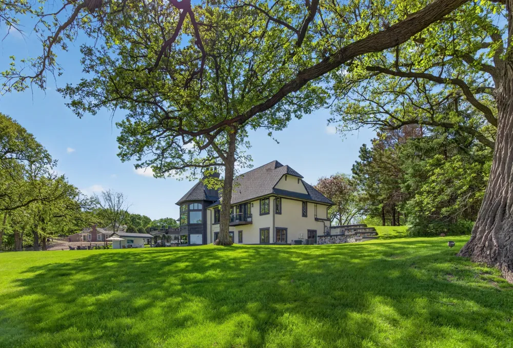 1000 Old Crystal Bay Road S Orono, MN 55391