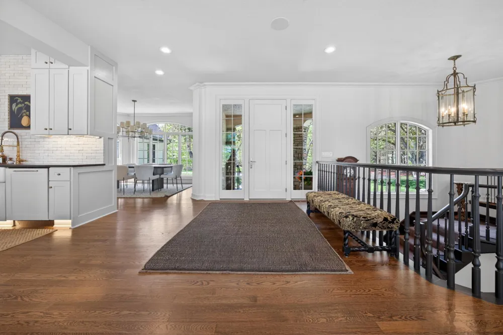 1000 Old Crystal Bay Road S Orono, MN 55391