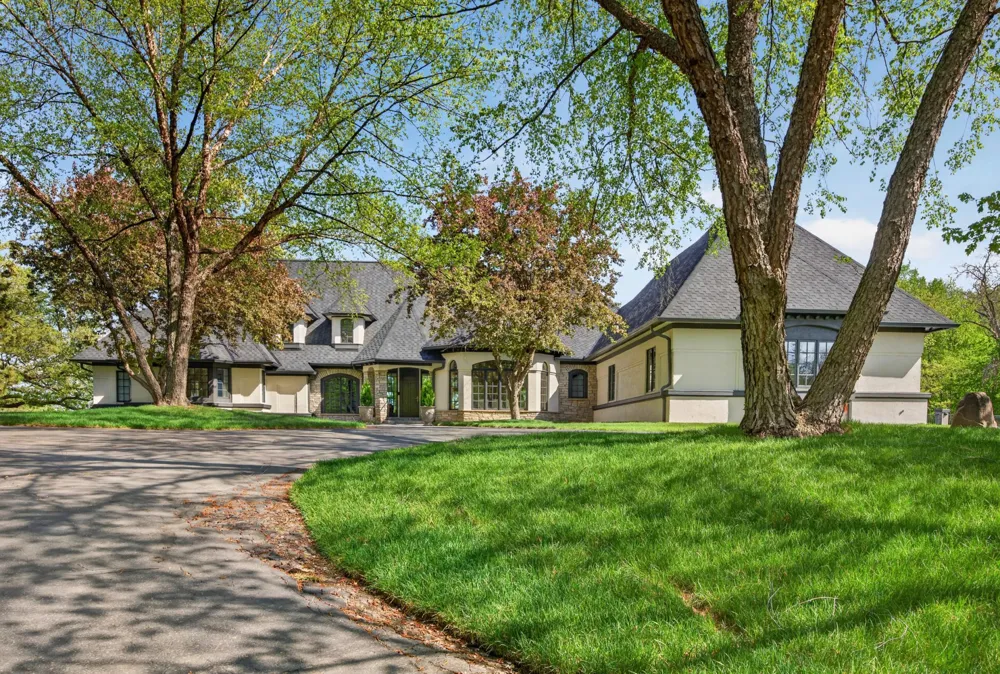 1000 Old Crystal Bay Road S Orono, MN 55391