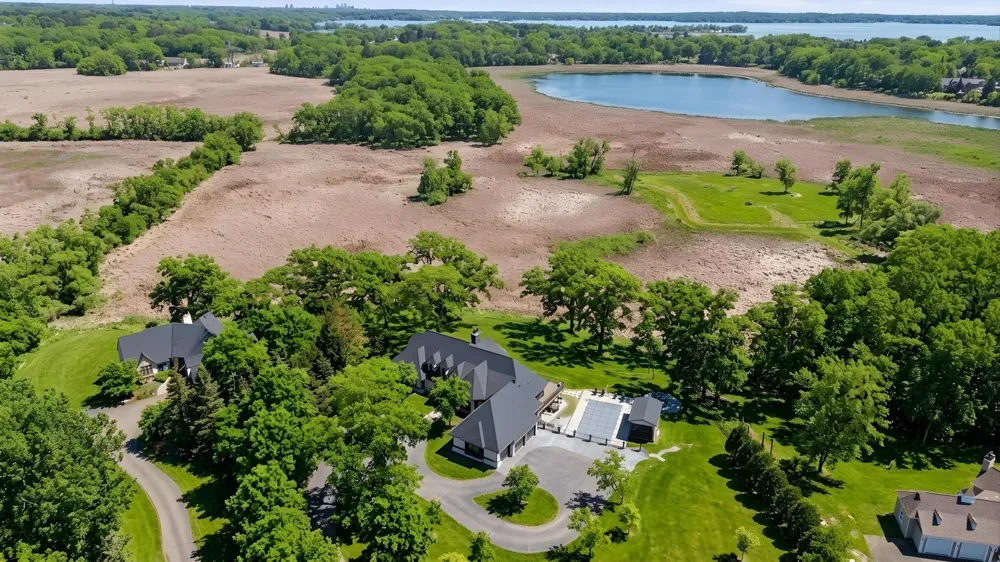 1000 Old Crystal Bay Road S Orono, MN 55391