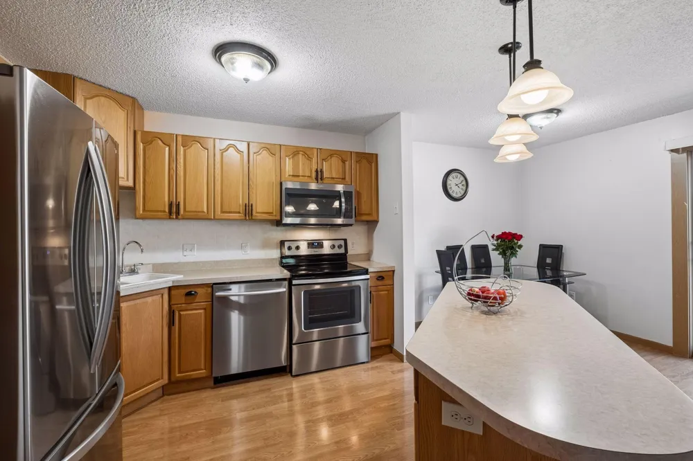 6613 162nd Court #323 Rosemount, MN 55068