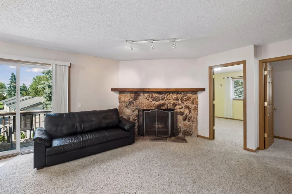 6613 162nd Court #323 Rosemount, MN 55068