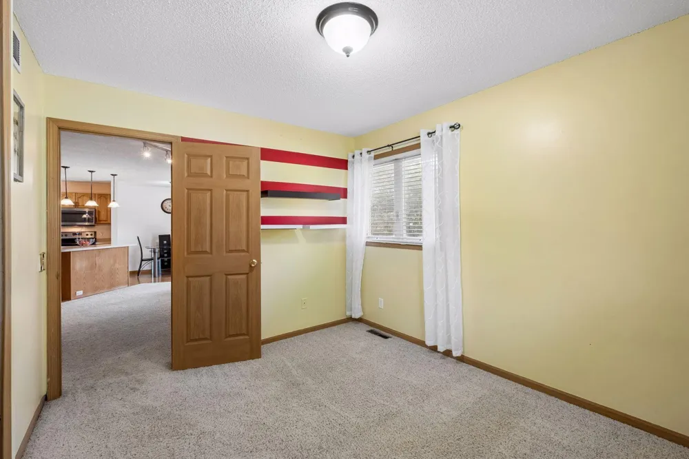 6613 162nd Court #323 Rosemount, MN 55068