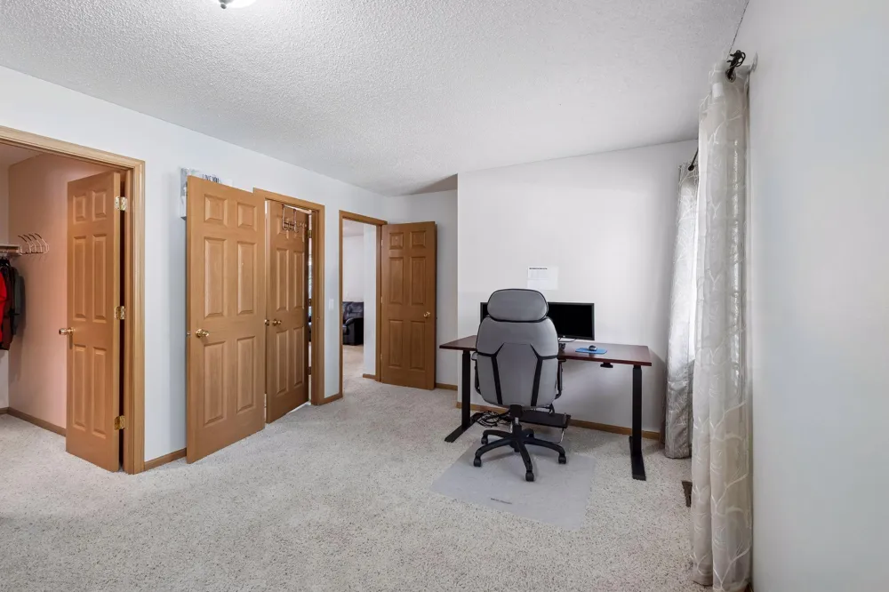 6613 162nd Court #323 Rosemount, MN 55068