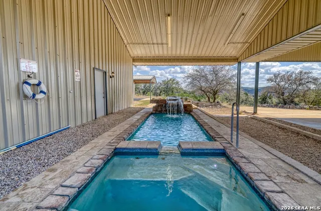 190 FM 2748 Concan, TX 78838