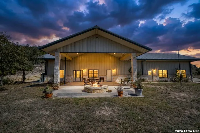 190 FM 2748 Concan, TX 78838