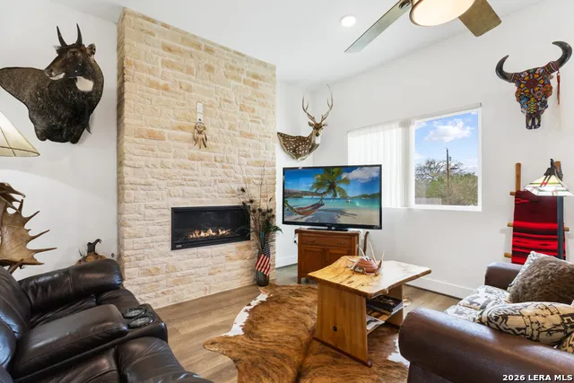 175 Pine Tree Medina, TX 78055