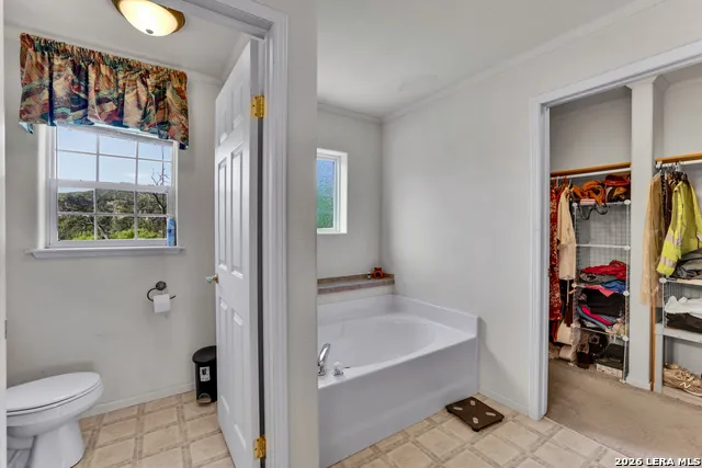 13830 STATE HIGHWAY 16 S Pipe Creek, TX 78063