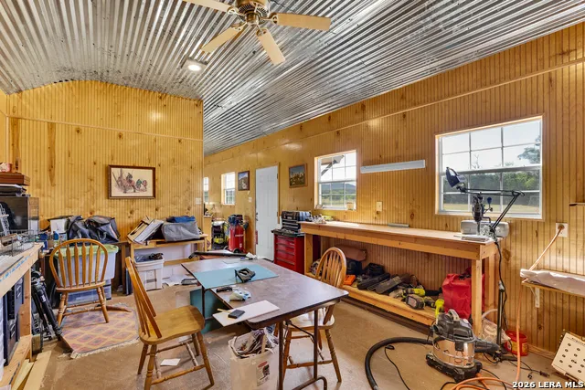 13830 STATE HIGHWAY 16 S Pipe Creek, TX 78063