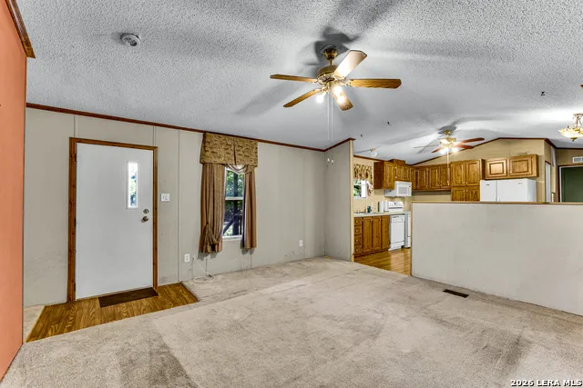 13830 STATE HIGHWAY 16 S Pipe Creek, TX 78063