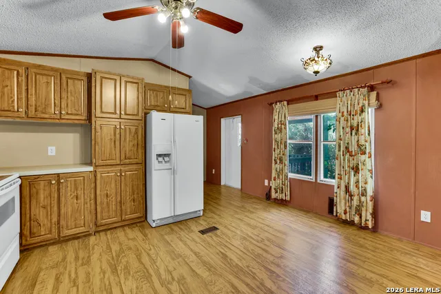 13830 STATE HIGHWAY 16 S Pipe Creek, TX 78063