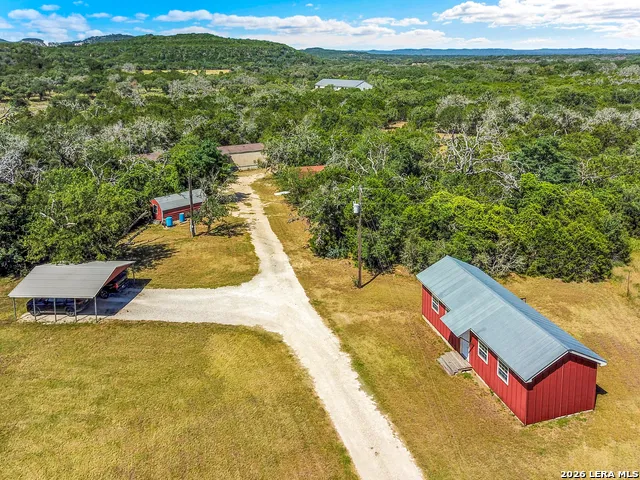 13830 STATE HIGHWAY 16 S Pipe Creek, TX 78063