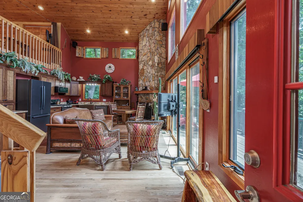 659 Lonesome Pine RD Murphy, NC 28906