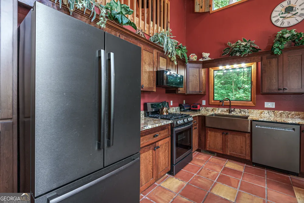 659 Lonesome Pine RD Murphy, NC 28906