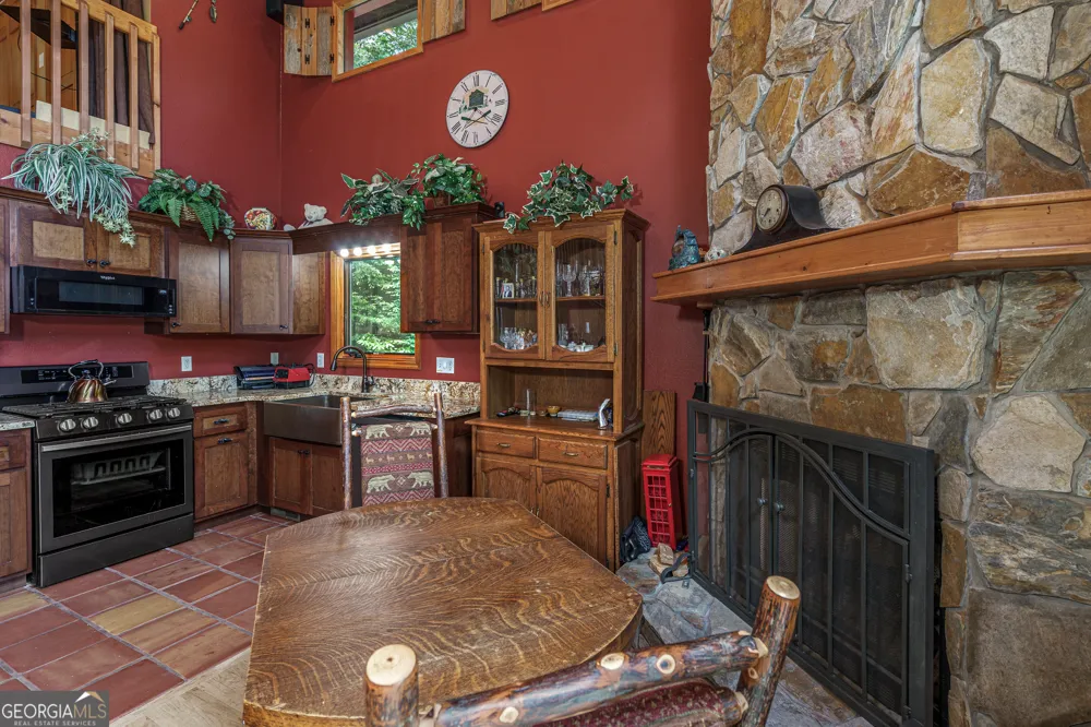 659 Lonesome Pine RD Murphy, NC 28906