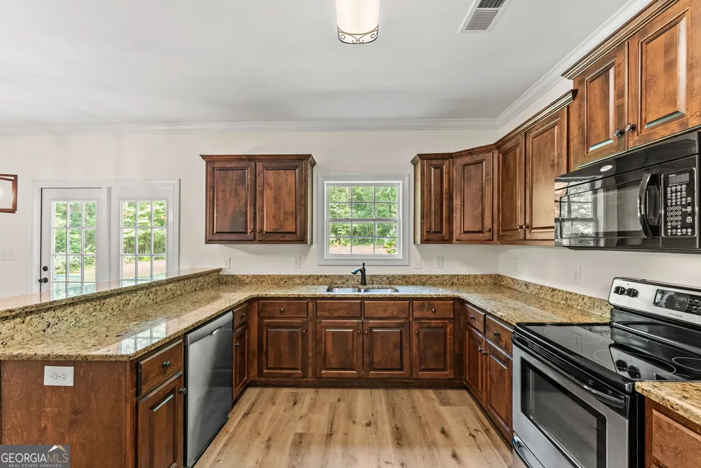 3142 Whitlow Creek DR Bishop, GA 30621
