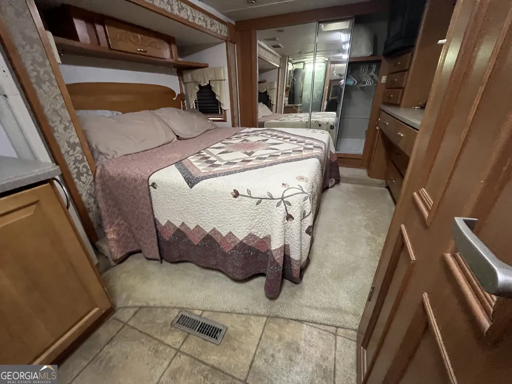 370 Vista CIR Blairsville, GA 30512