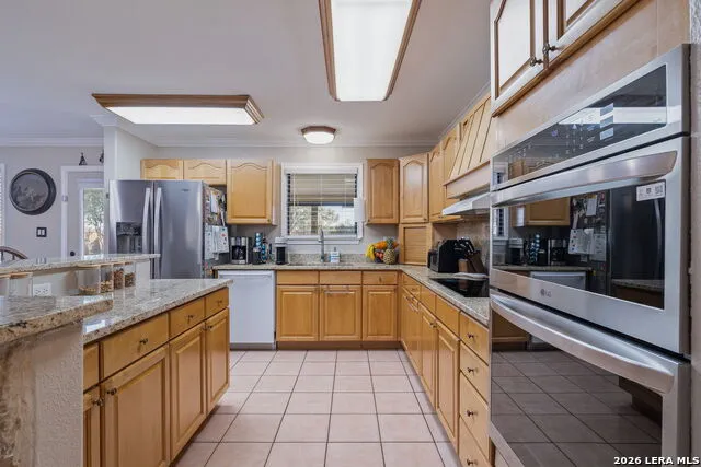15224 PARK PLACE DR Lytle, TX 78052