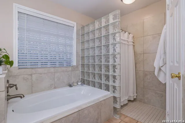 15224 PARK PLACE DR Lytle, TX 78052