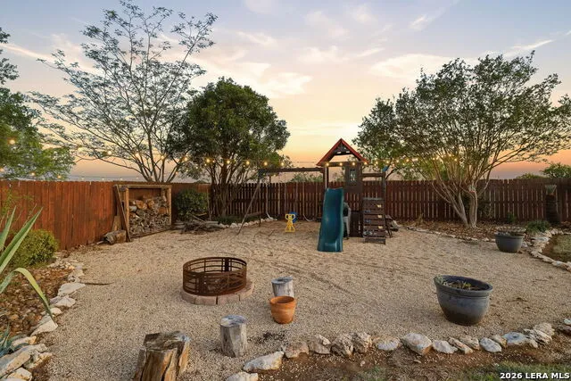 15224 PARK PLACE DR Lytle, TX 78052