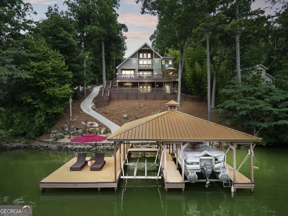 298 Roberts Point RD Jackson, GA 30233