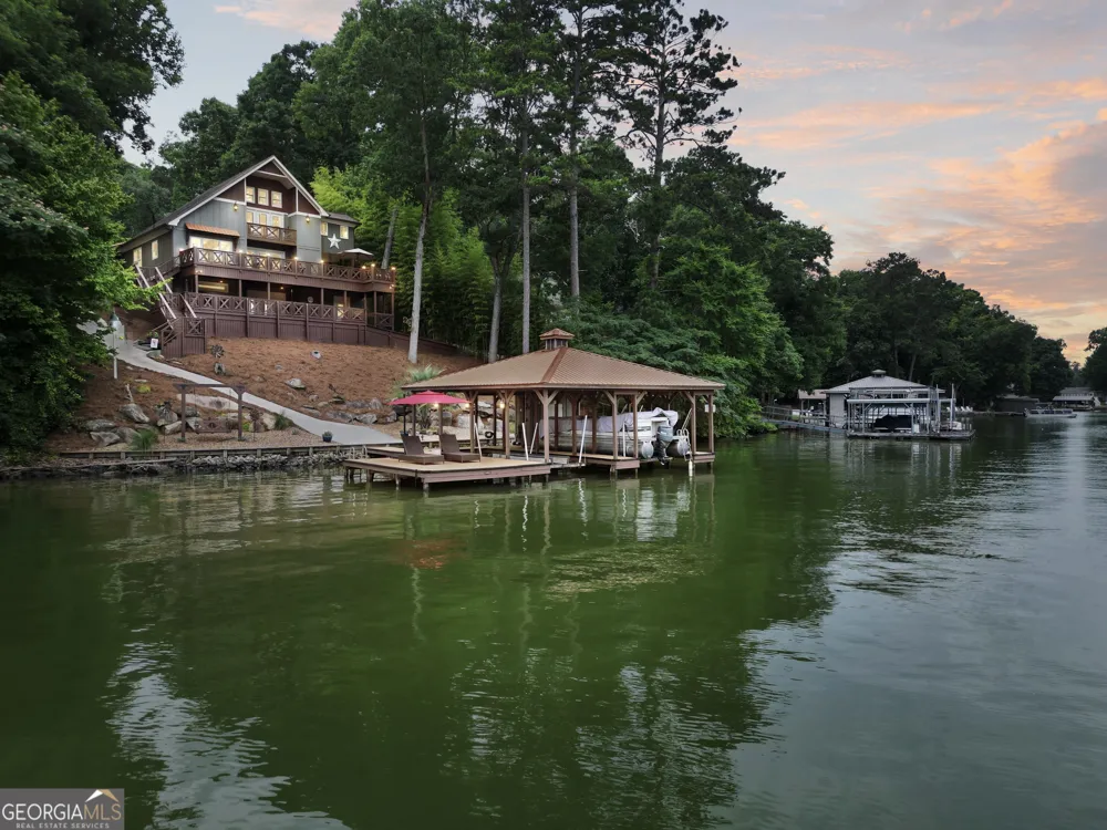 298 Roberts Point RD Jackson, GA 30233