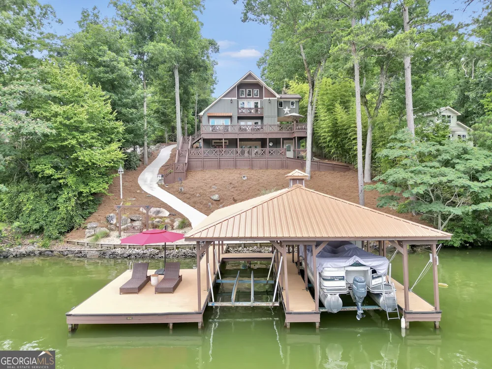 298 Roberts Point RD Jackson, GA 30233