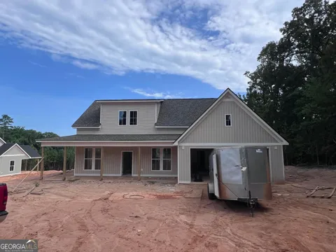 616 Lake Laurel
