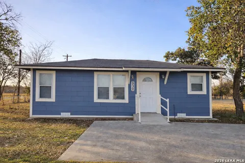 913 Houston