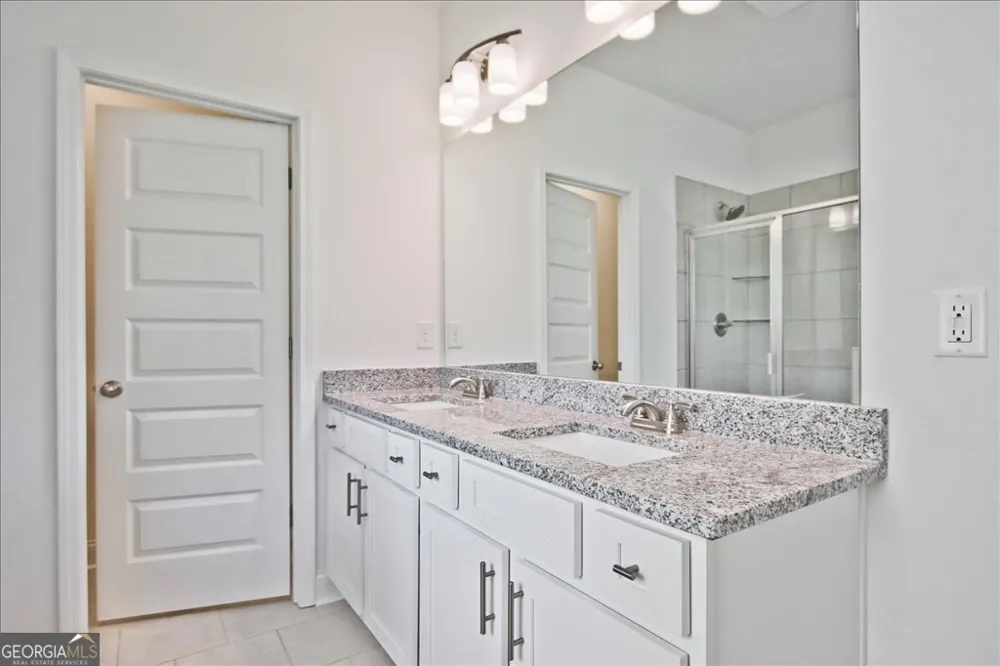 5956 Spring WAY Stonecrest, GA 30038