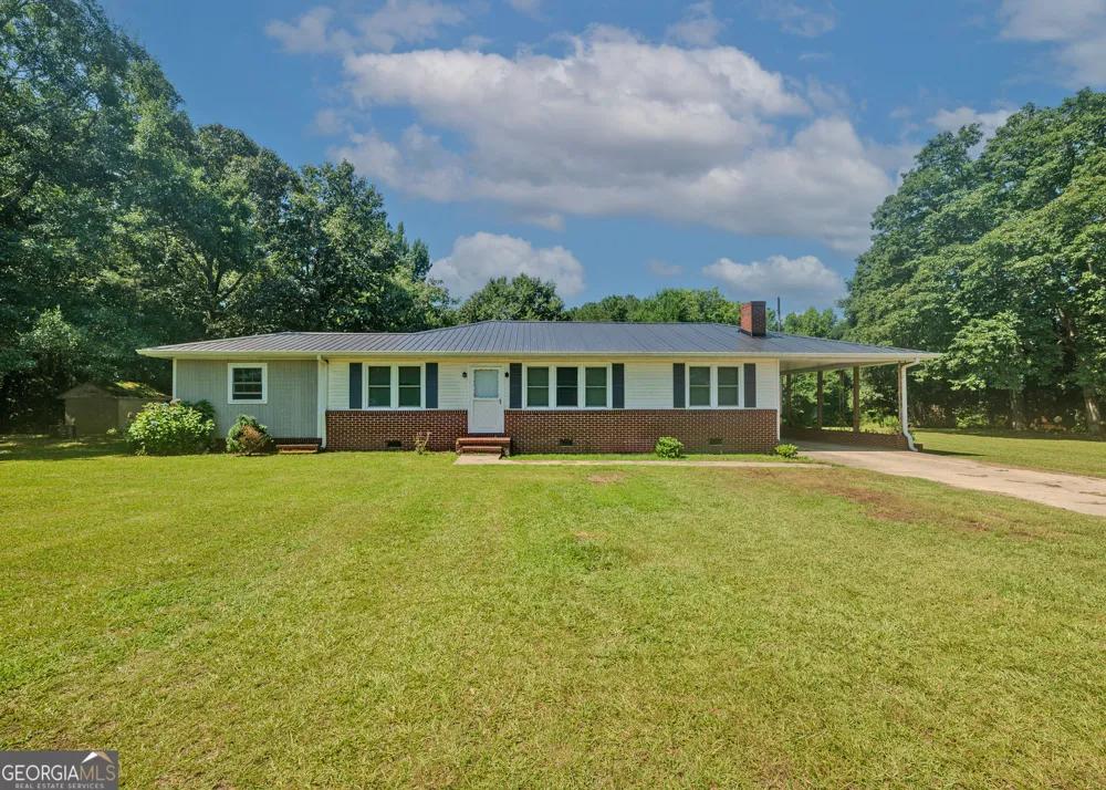 1803 Bowman HWY NW Dewy Rose, GA 30634