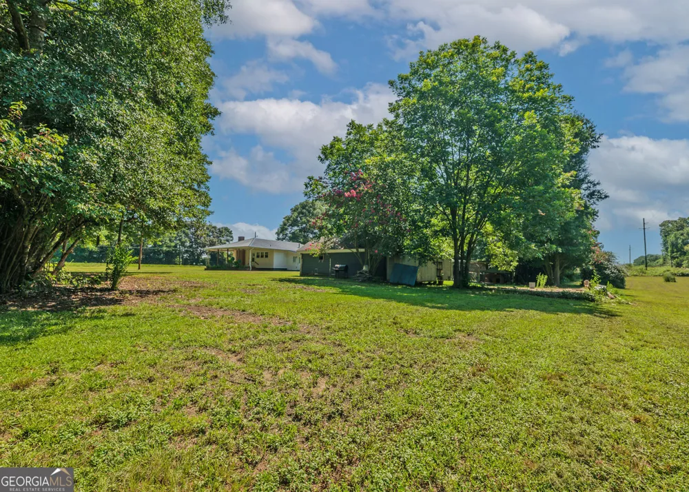 1803 Bowman HWY NW Dewy Rose, GA 30634