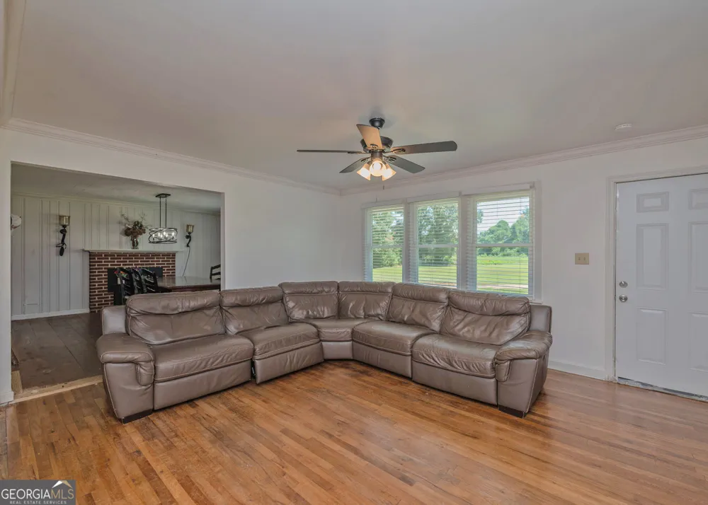 1803 Bowman HWY NW Dewy Rose, GA 30634