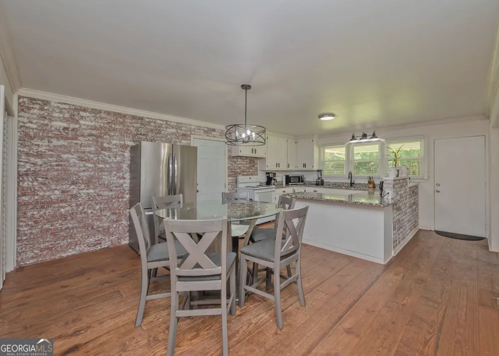 1803 Bowman HWY NW Dewy Rose, GA 30634