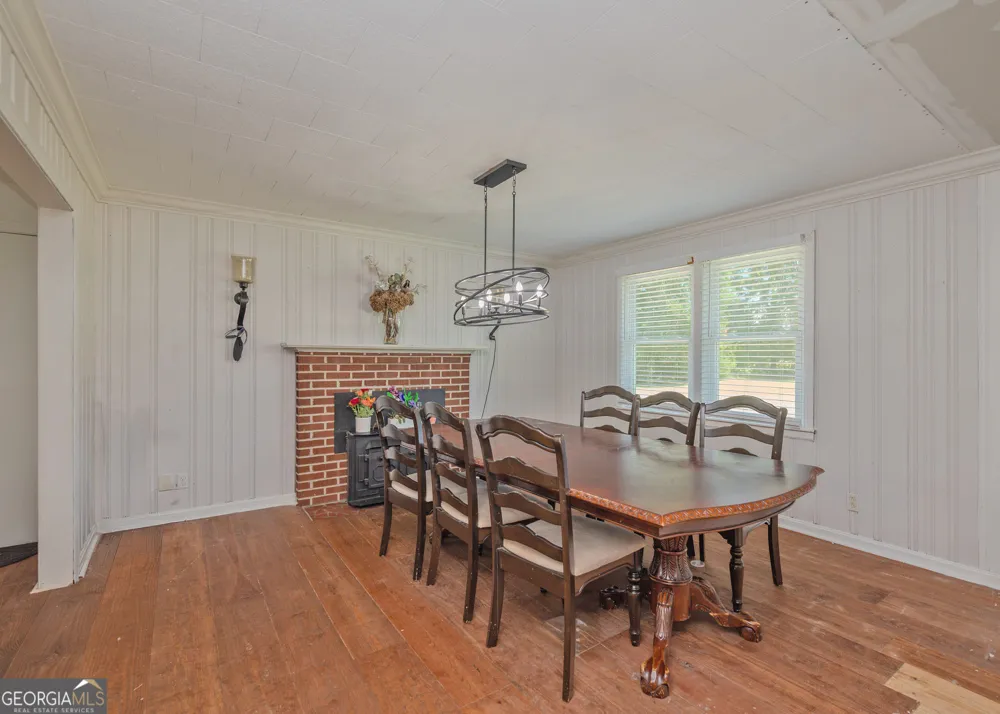 1803 Bowman HWY NW Dewy Rose, GA 30634