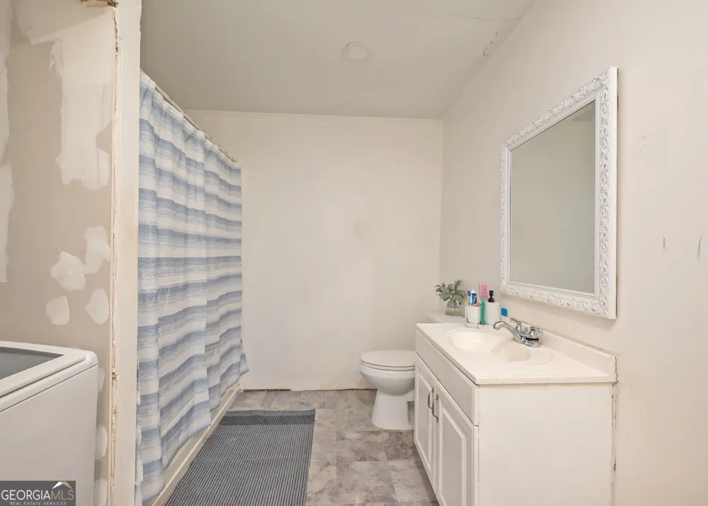 1803 Bowman HWY NW Dewy Rose, GA 30634