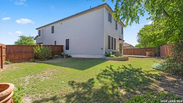 5245 Nature Path Marion, TX 78124